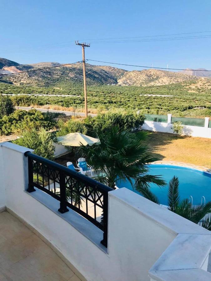 Villa Doxa Ierápetra Eksteriør bilde